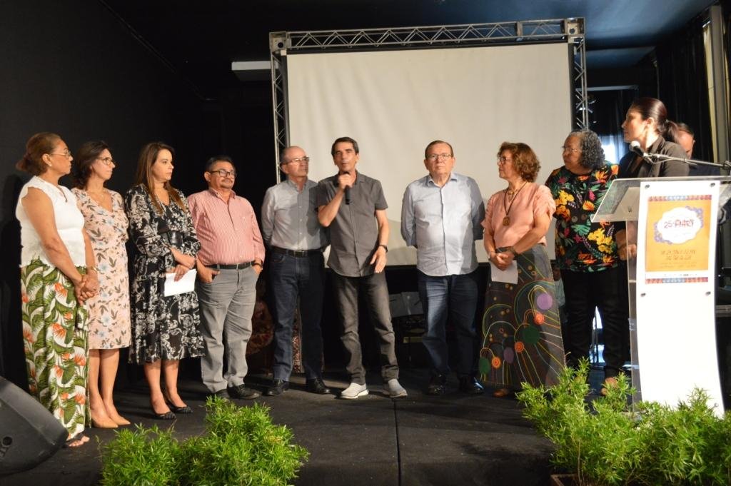 Jo&atilde;o H&eacute;lio participou do lan&ccedil;amento da feira 