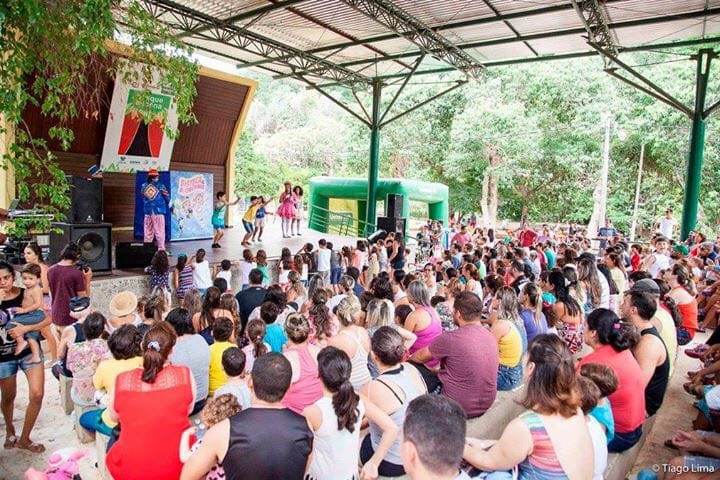 Desafio dos artistas é atrair para o digital o público que lotava plateias 