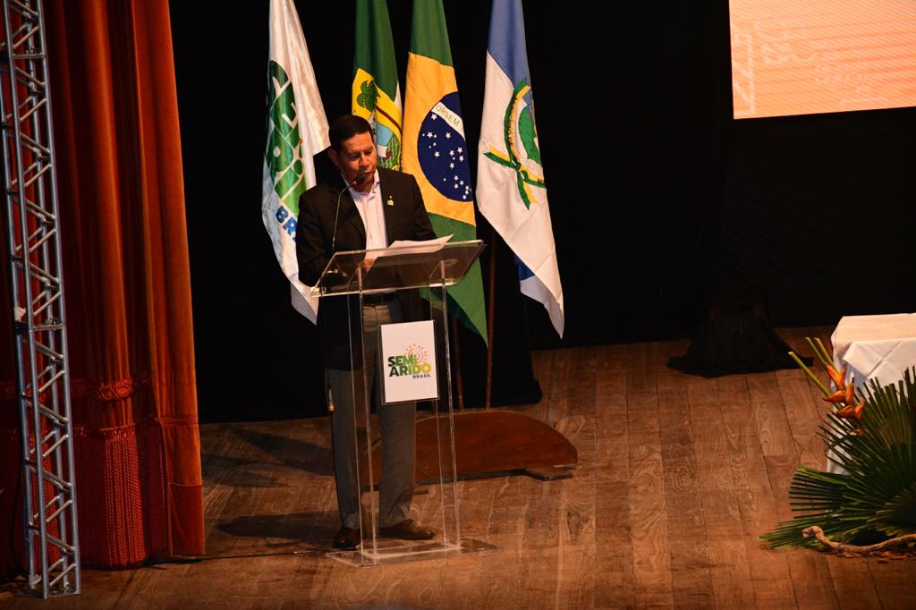 Hamilton Mour&atilde;o: semi&aacute;rido moderno, produtivo e sustent&aacute;vel
